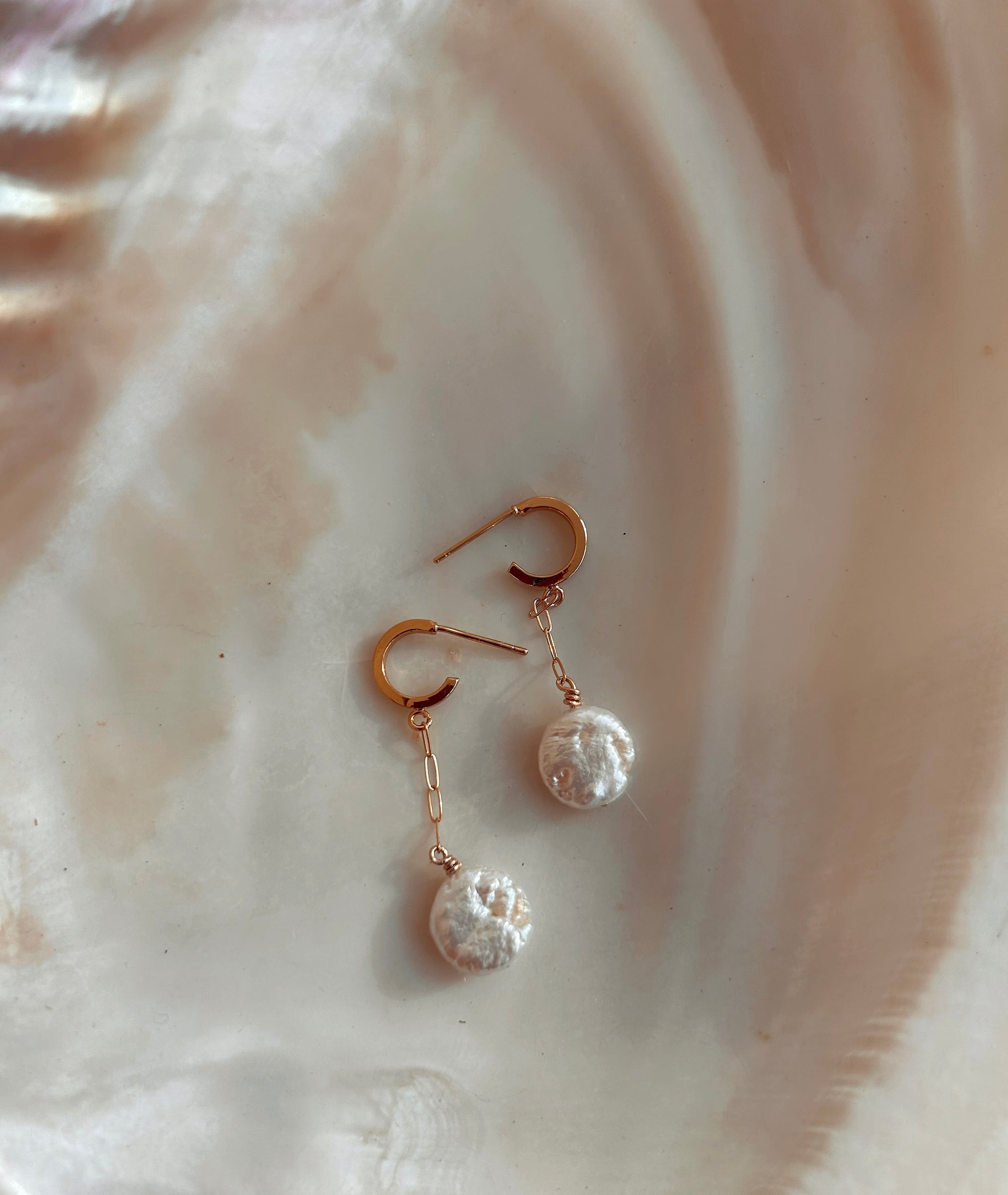 NIXIE Earring