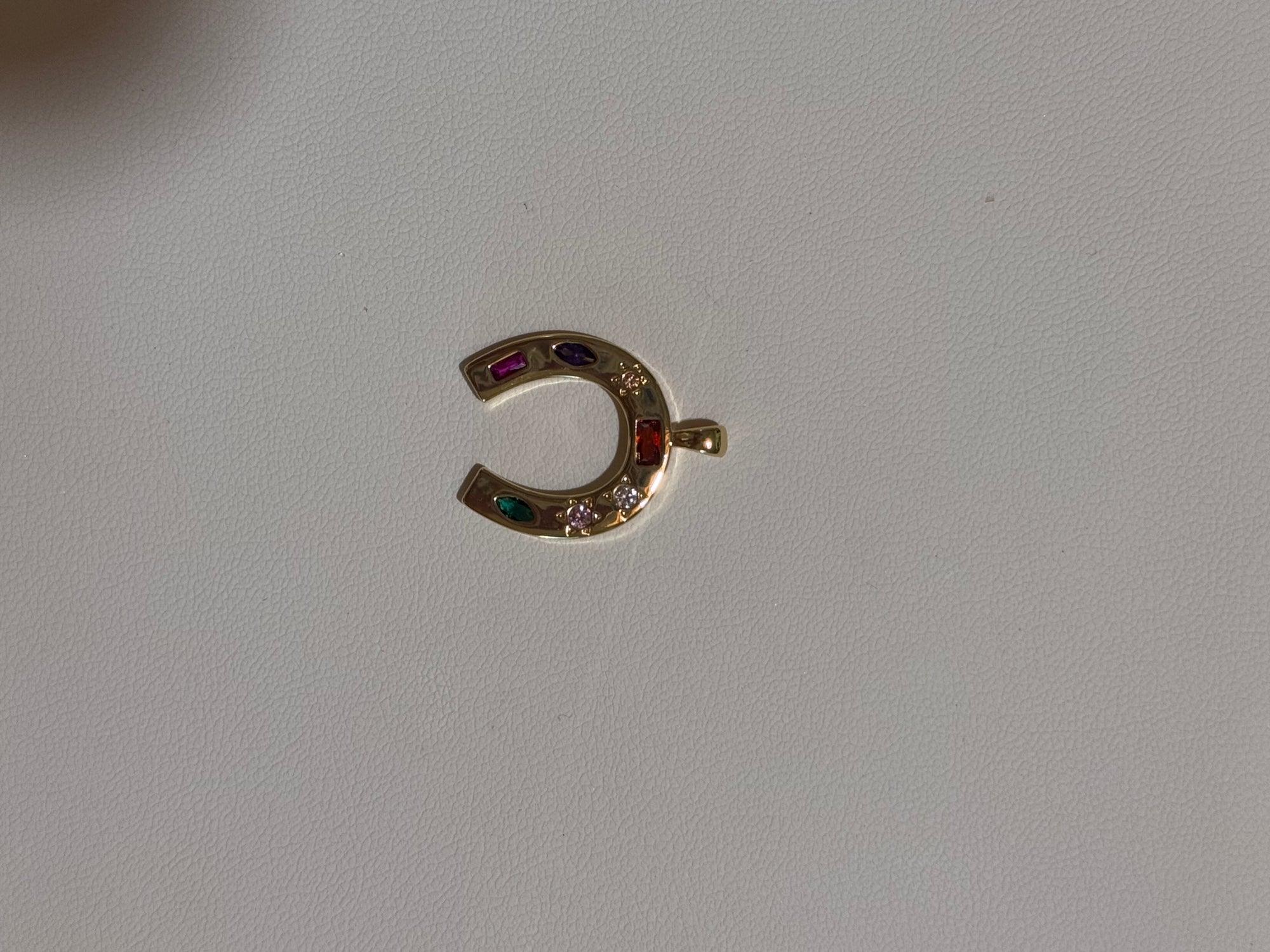 HORSE SHOE Charm