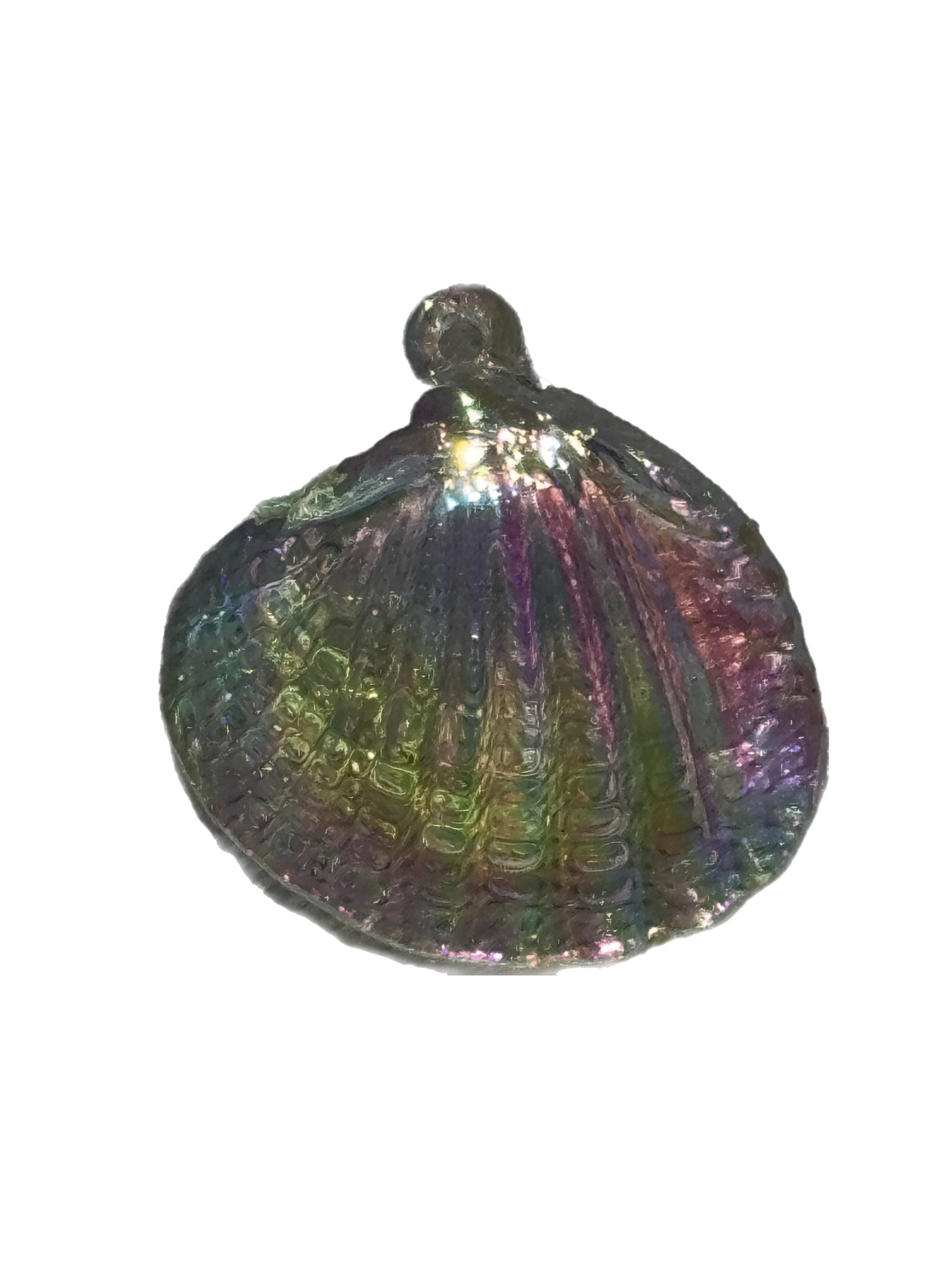 CLAM SHELL CHARM
