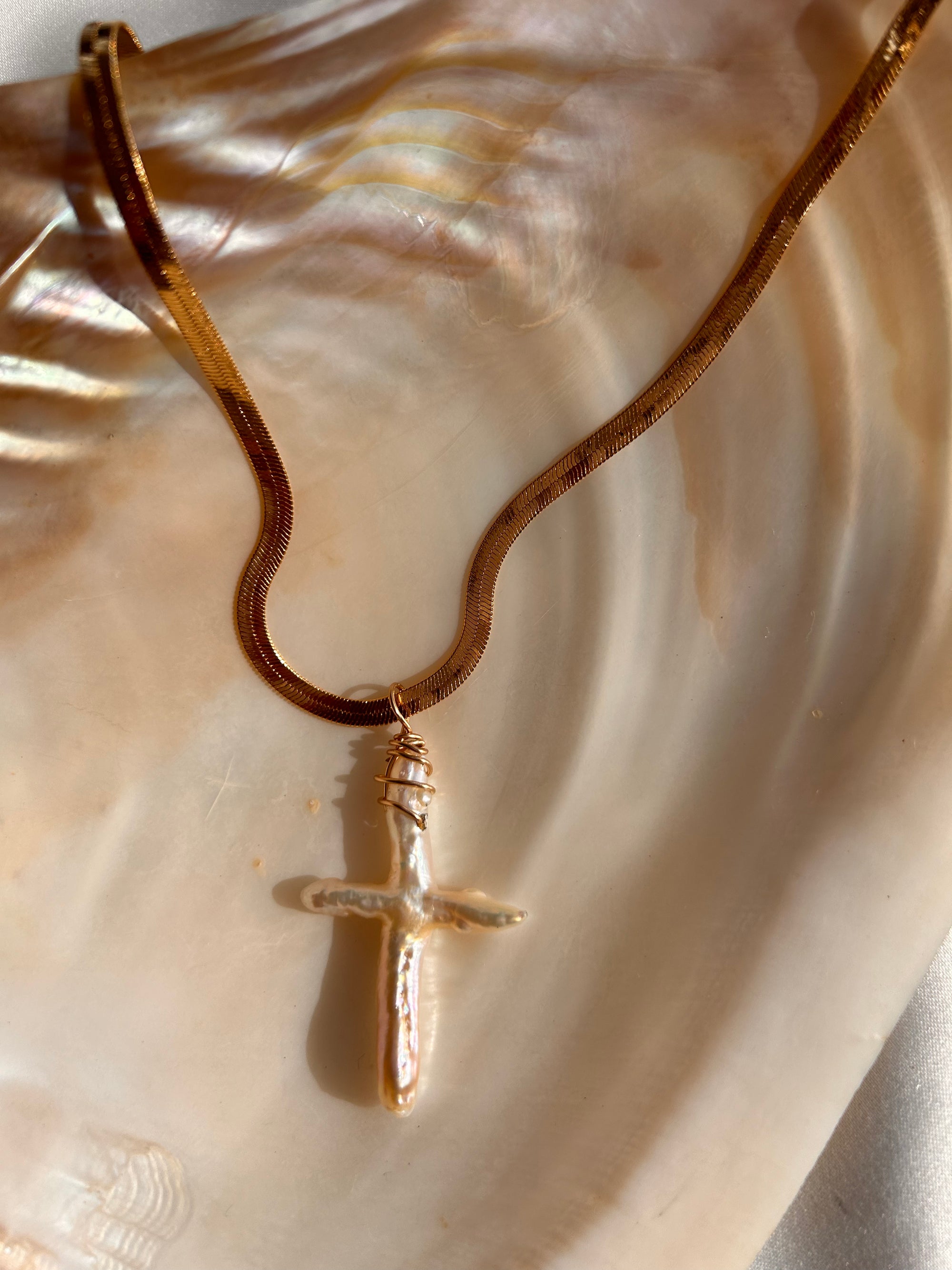 FAITH Herringbone Necklace
